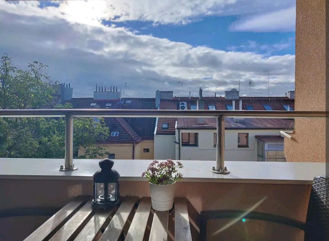 Cozy Rooftop With Balcony ปราก ภายนอก รูปภาพ